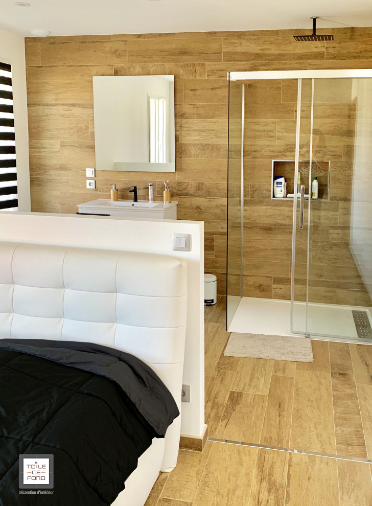 Design ideas for a contemporary bathroom in Other with a curbless shower, wood-look tile, wood-look tile, an undermount sink, solid surface benchtops, a sliding shower screen, white benchtops and a single vanity.