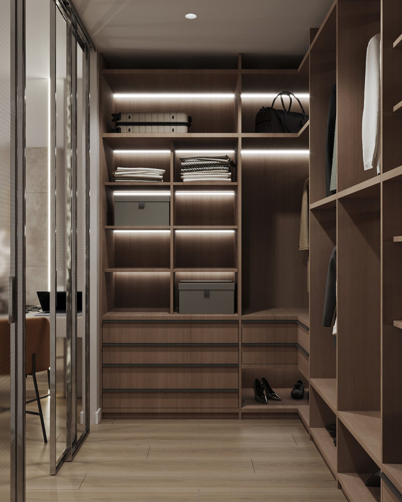 спальная с выделенной гардеробной из проекта двухкомнатной квартиры