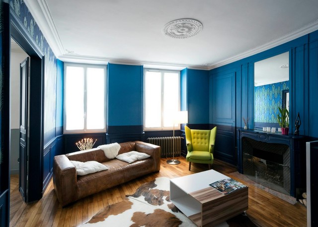 Maison BRM transitional-family-room
