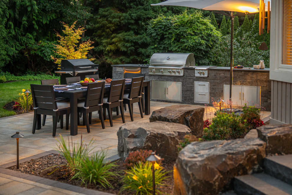 Transitional patio photo in Seattle