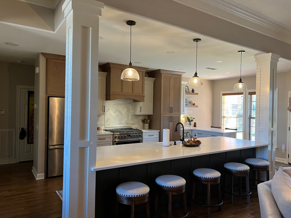Chic Indian Lake Kitchen