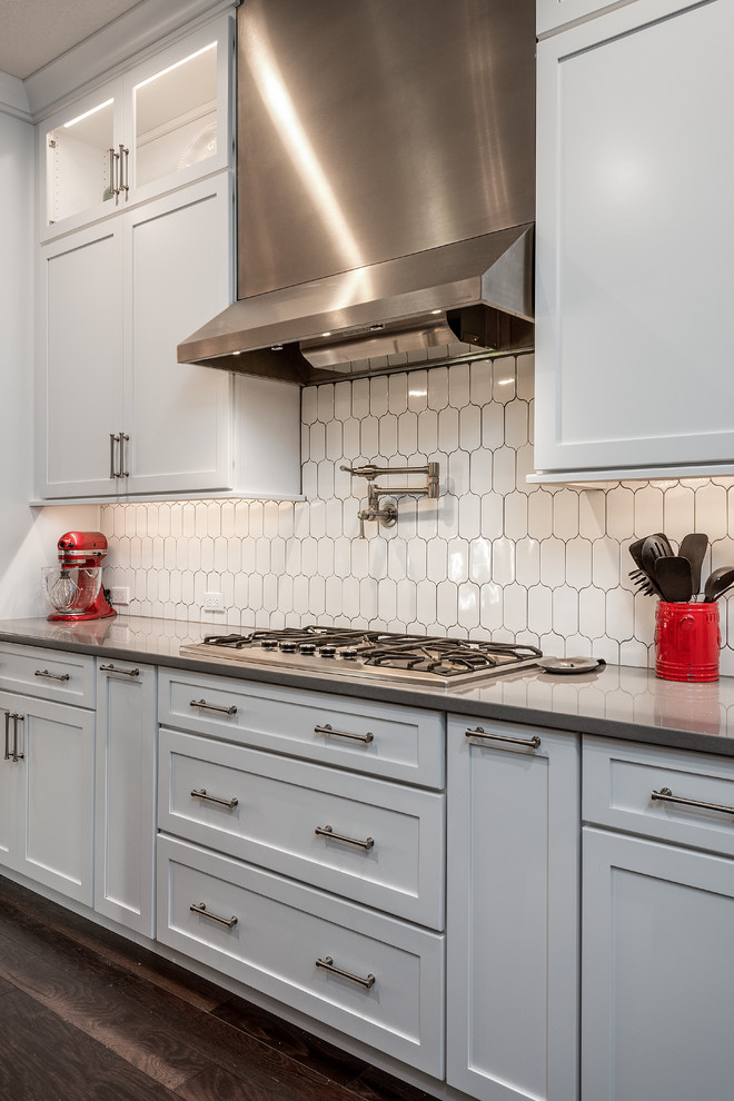 Example of a transitional kitchen design in Orlando