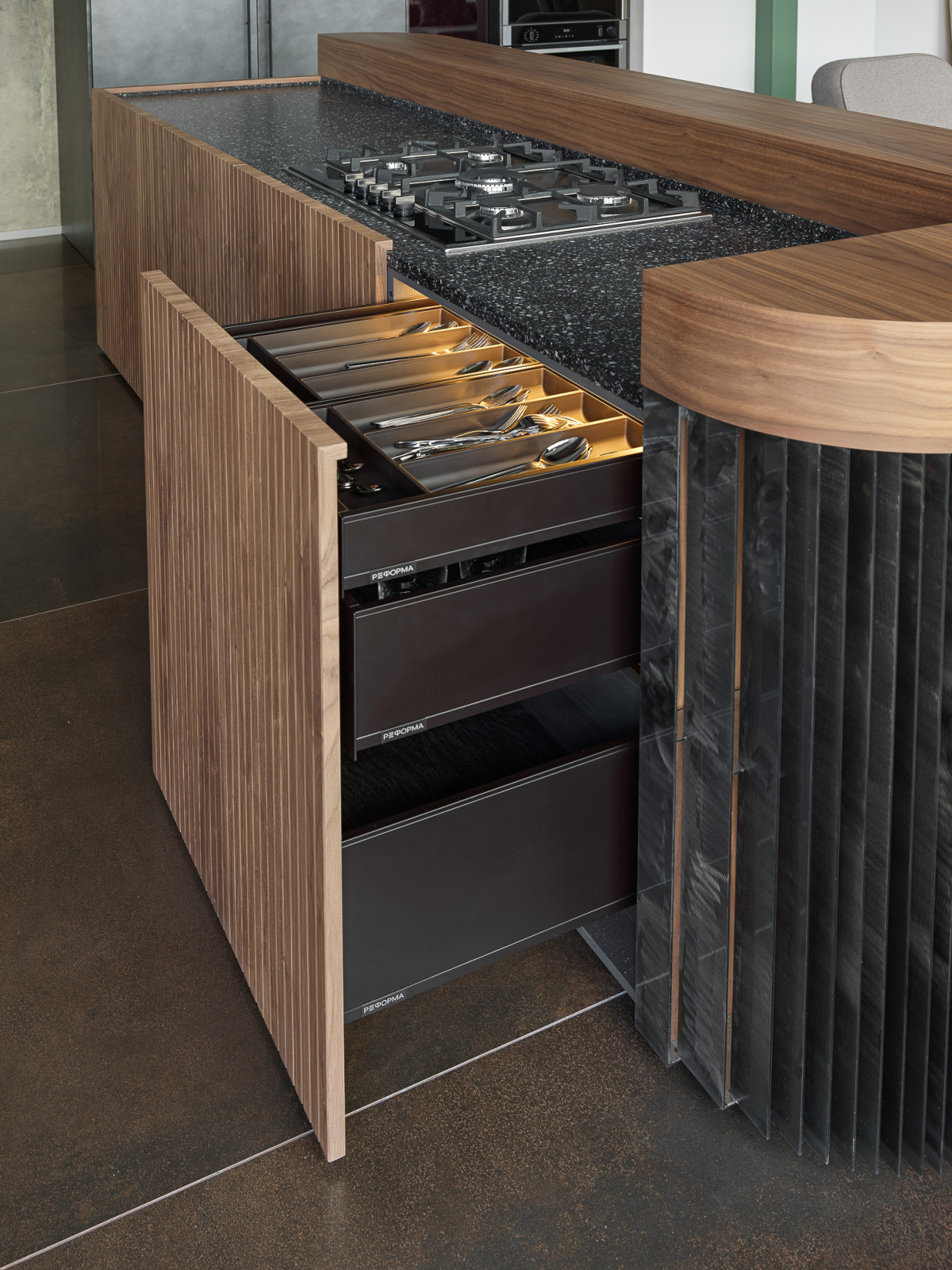 Салон Фабрики мебели «Реформа» в Москве