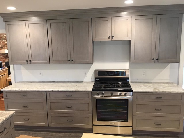 River White Granite With Maple Cabinets | Cabinets Matttroy