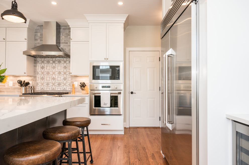 Example of a transitional home design design in Baltimore