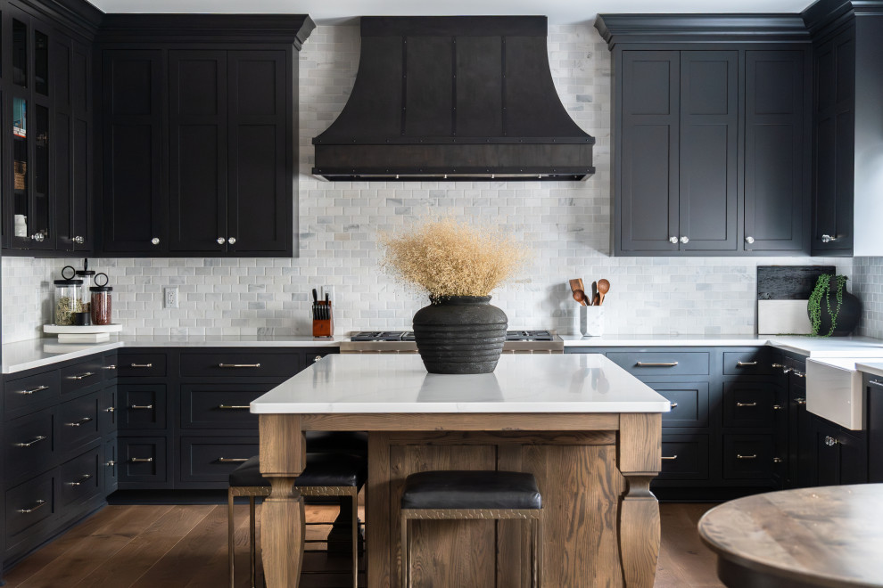 Inspiration for a transitional kitchen remodel in Columbus