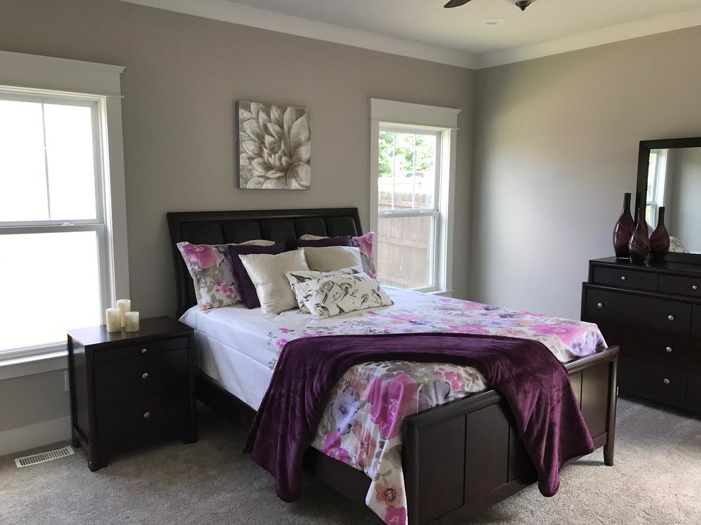 Inspiration for a mid-sized transitional guest bedroom in Nashville with grey walls, carpet, no fireplace and grey floor.