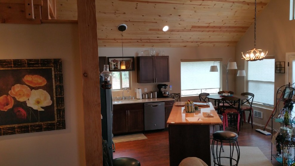 Kitchen - rustic kitchen idea in Seattle