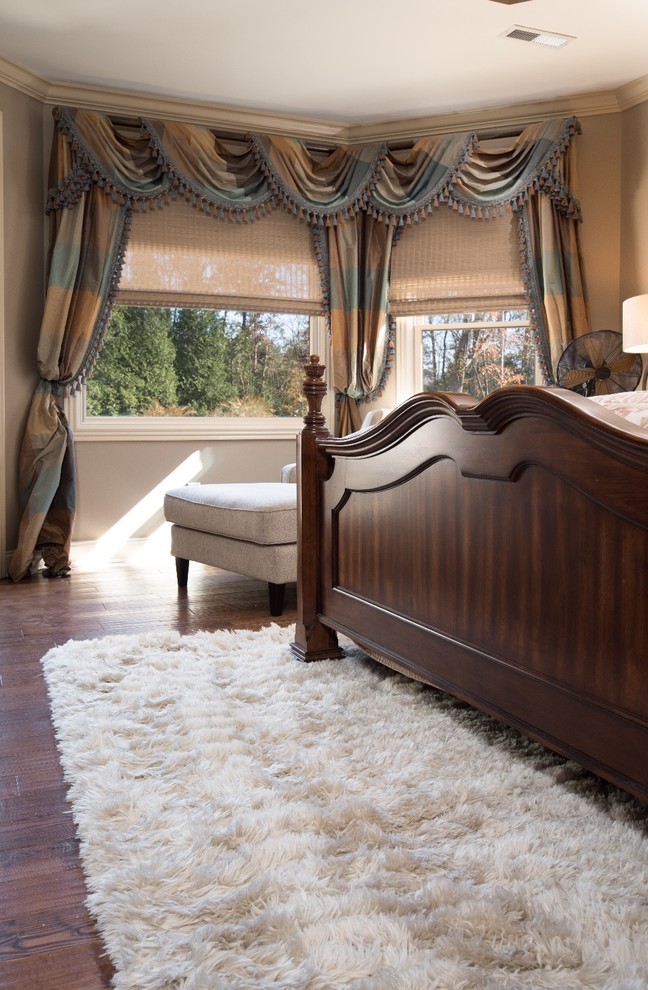 Home design - transitional home design idea