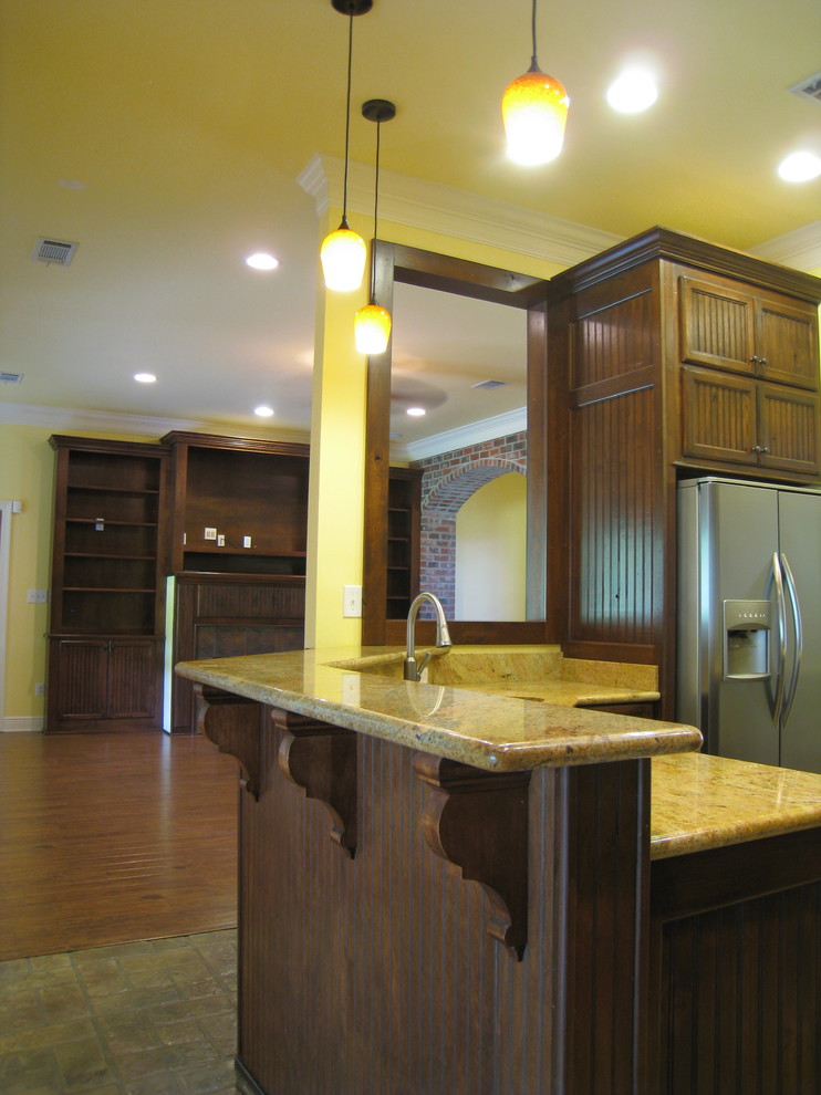 Kitchen - transitional kitchen idea