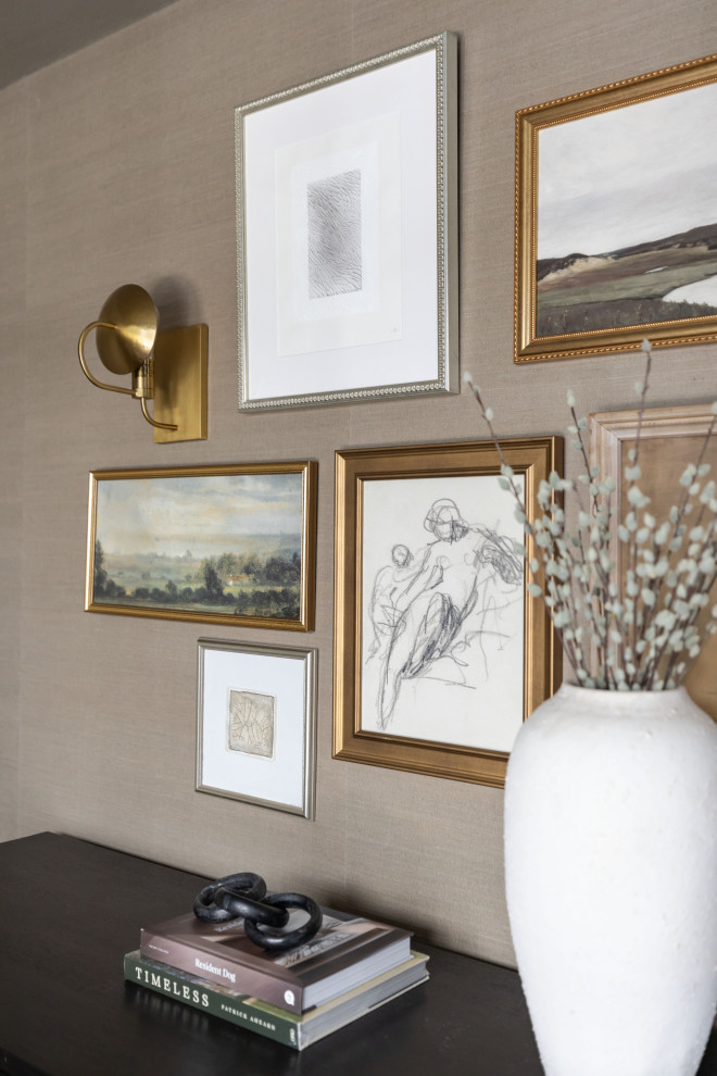 Eclectic home design photo in Phoenix