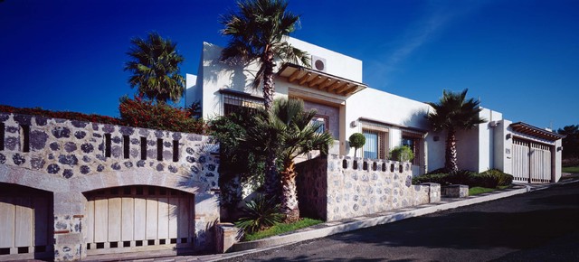 Residential contemporary-exterior