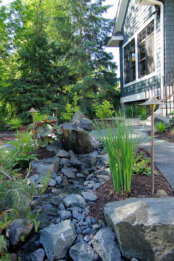 Photo of a modern garden in Minneapolis.