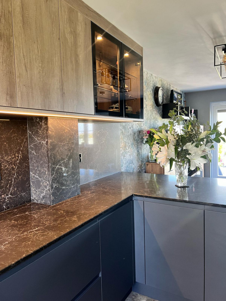The Hinckley Kitchen - Volpi True Handleless - RRP £30,500 - Luxe Price £25,000