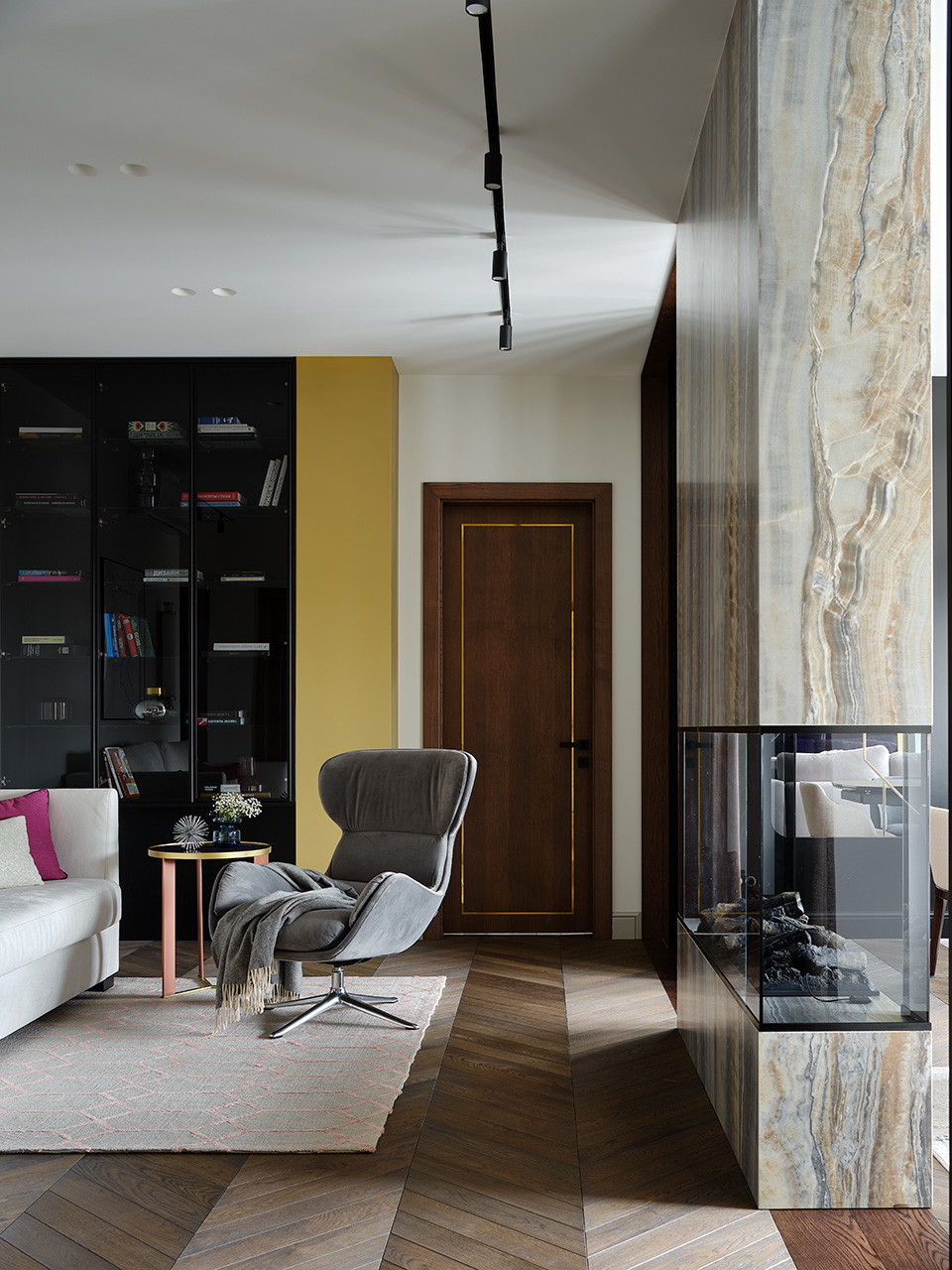 "Хрупкая сила"