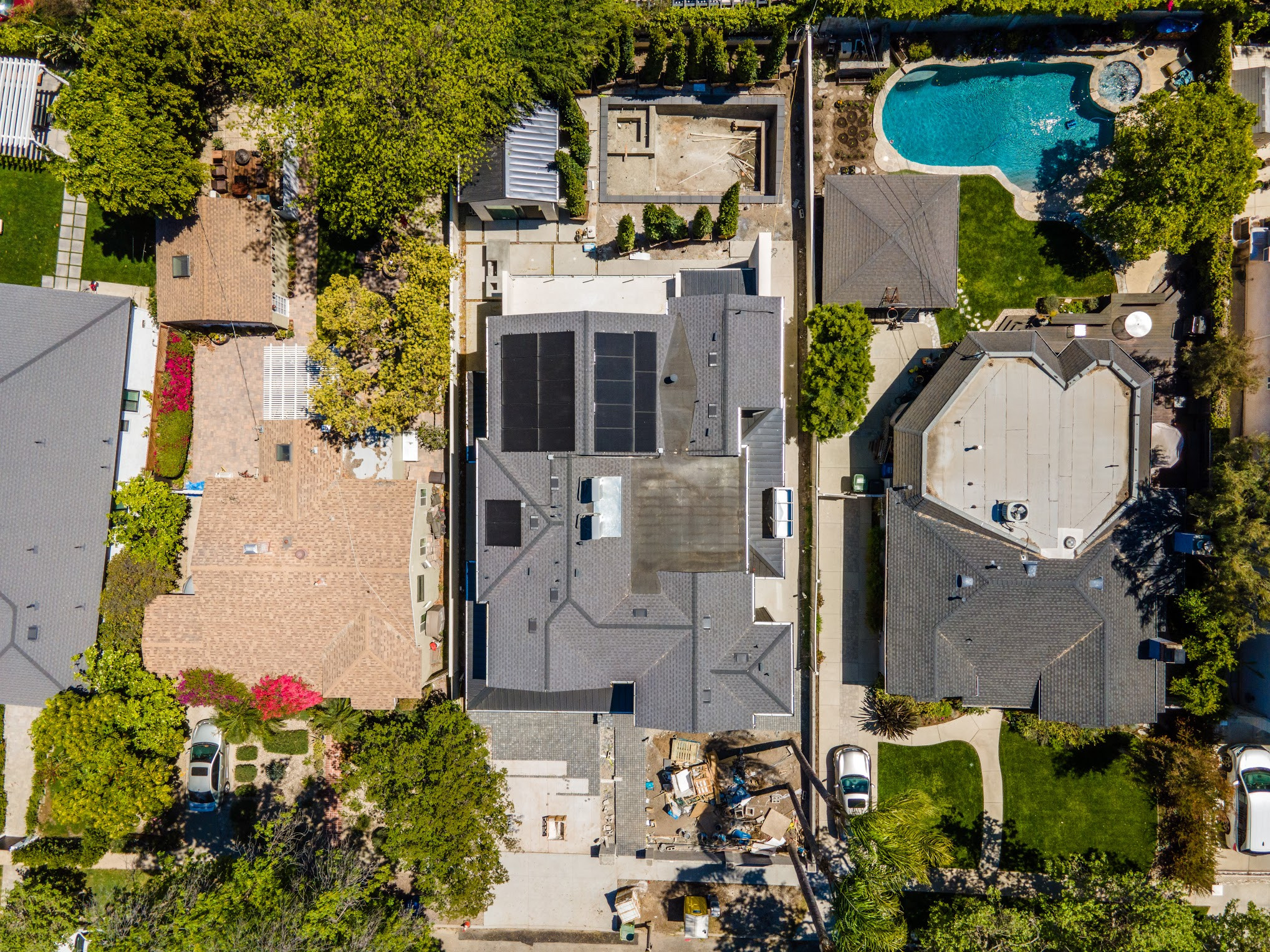 Solar & Roof - Allot Avenue Sherman Oaks