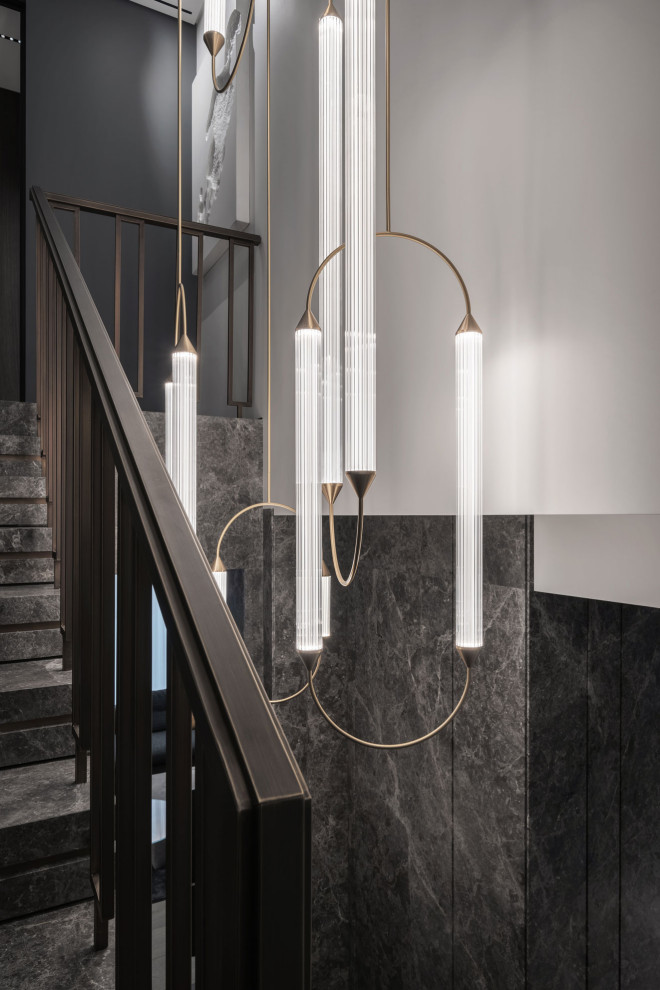 Triumph: eclectic style of stones & metals