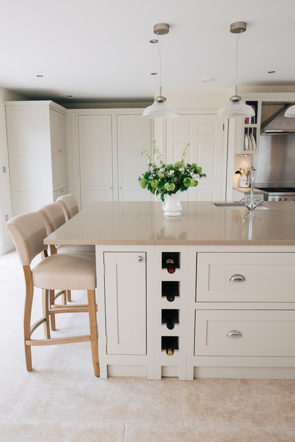 Stratford Upon Avon Open Plan Kitchen - Classico - Cucina - Midlands