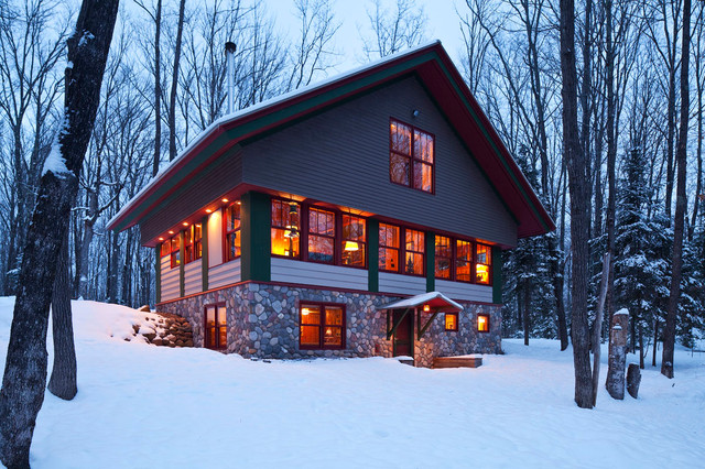 Ski Shack rustico-fachada