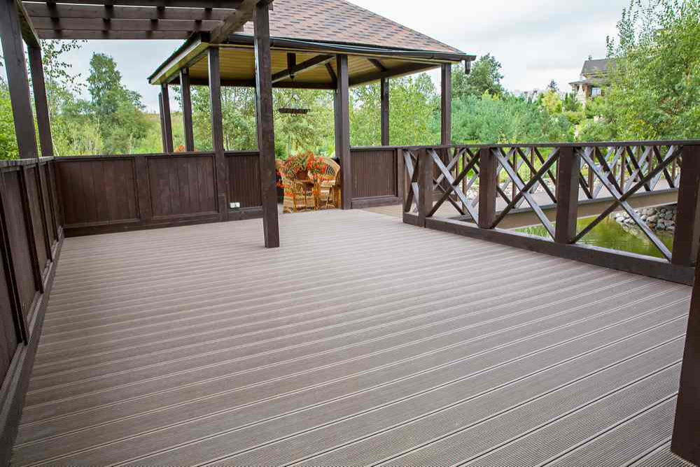 Садовые дорожки и беседка