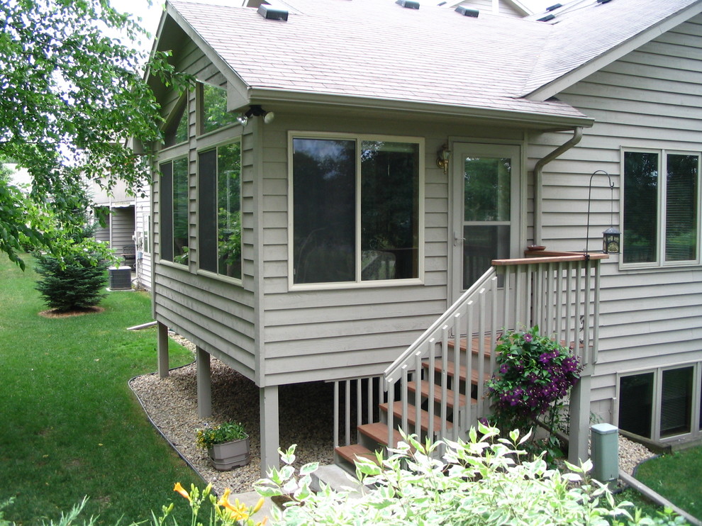 This is an example of a traditional verandah in Minneapolis.