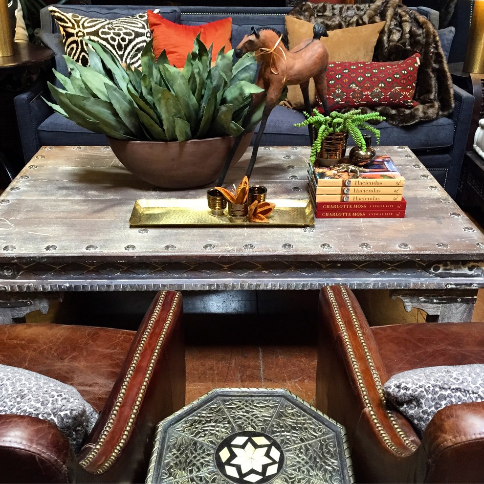 Inspiration for an eclectic home design remodel in Phoenix
