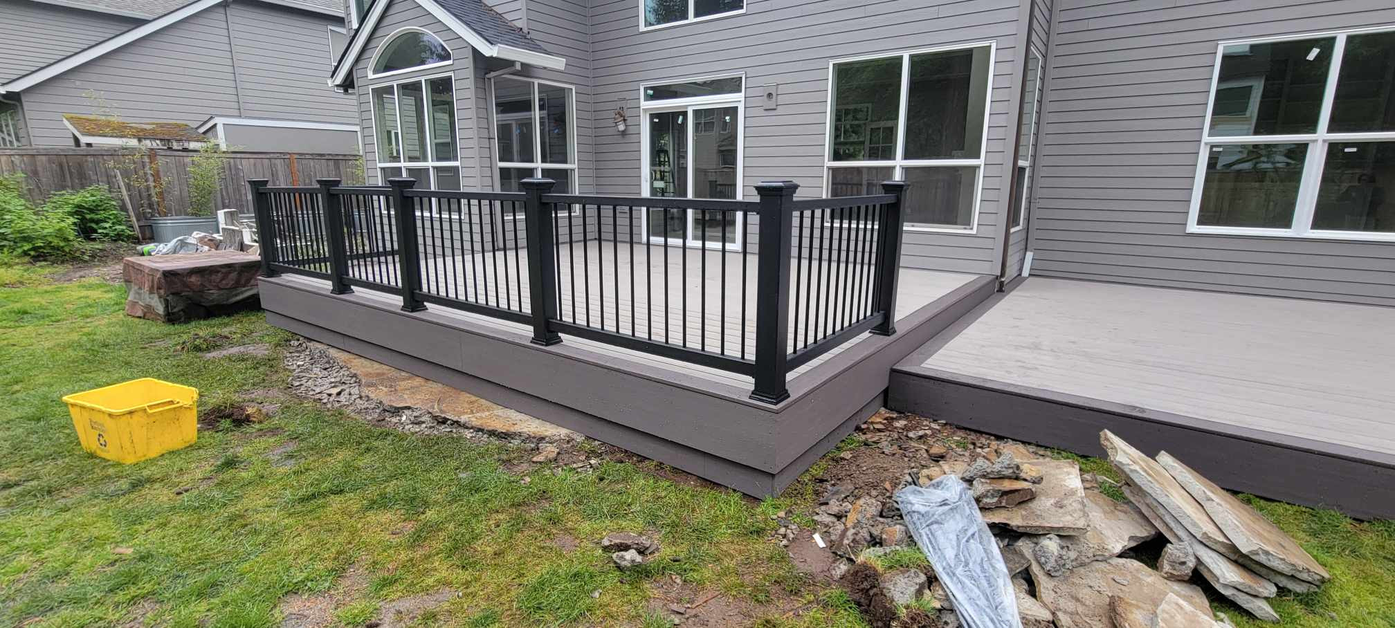 2 tone composite deck with black composite railing