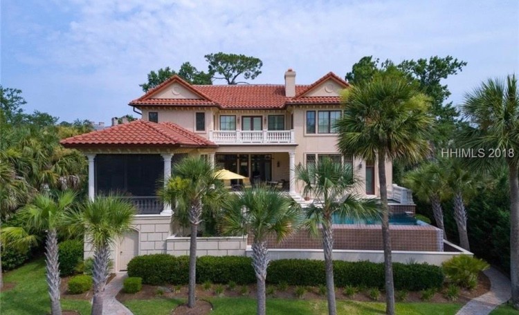 Custom Home by Sanddollar Building & Remodeling Inc