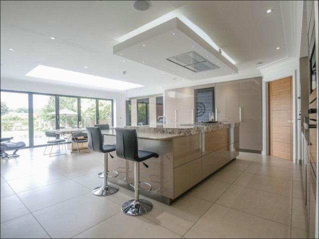 Dulwich Open Plan Kitchen transitional-kitchen