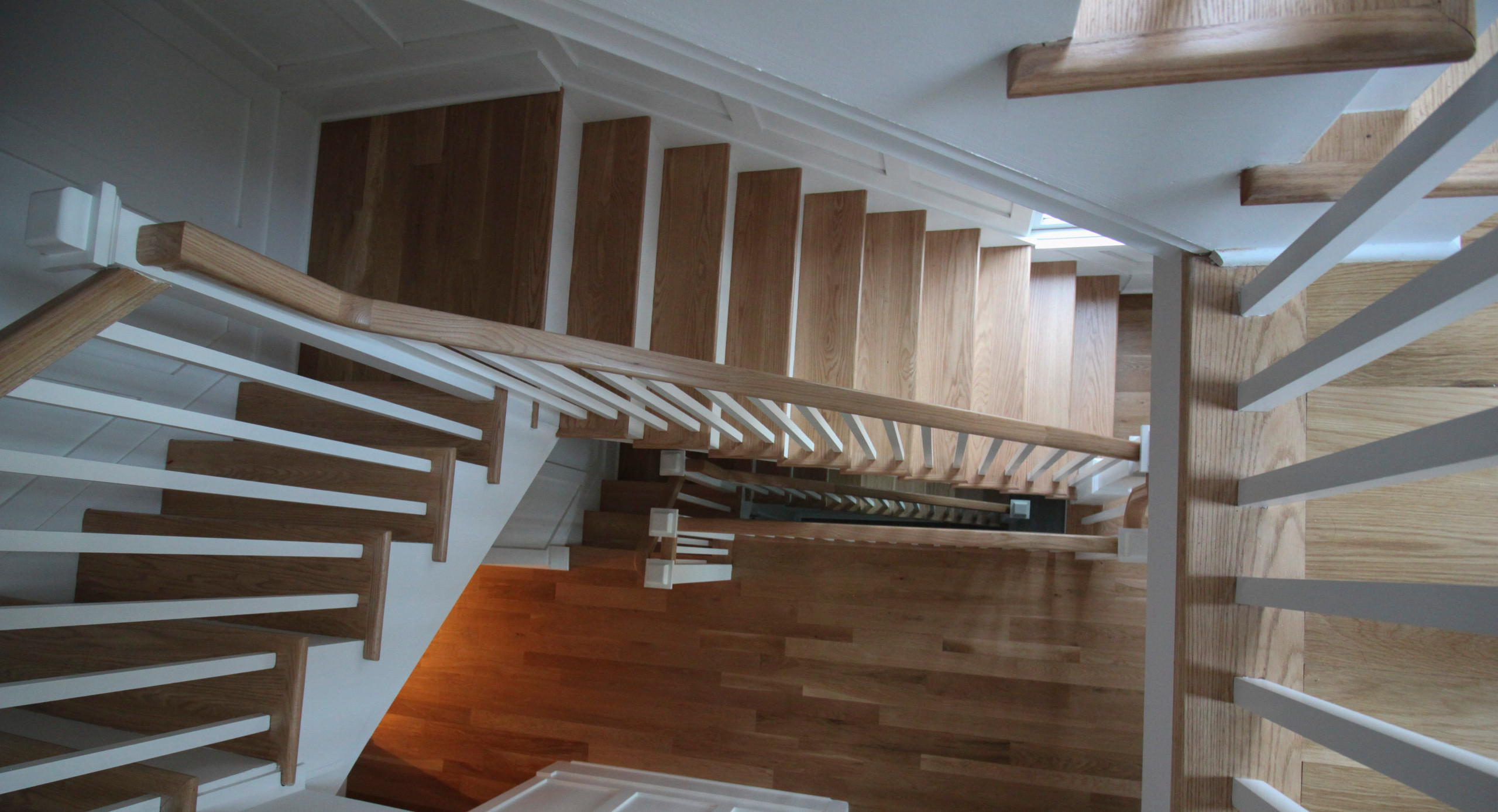 29_Beautiful Oak & White Staircase in Inviting and Quaint Home, Arlington VA 222