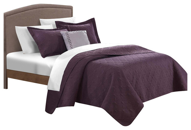 Chic Garibaldi Barcelo 8-Piece Traditional Embroidery Quilt Set, King Plum
