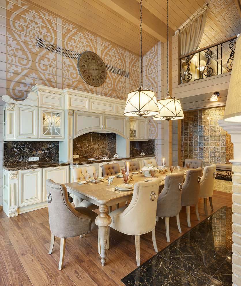 Дом на берегу реки