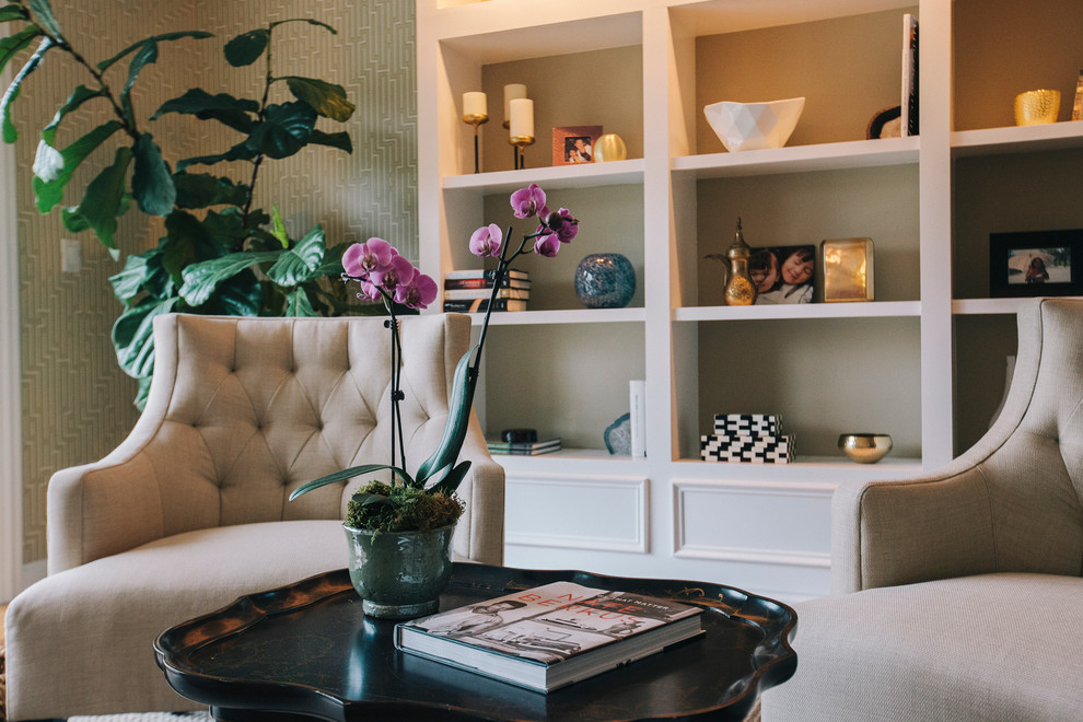 Home design - transitional home design idea in Chicago