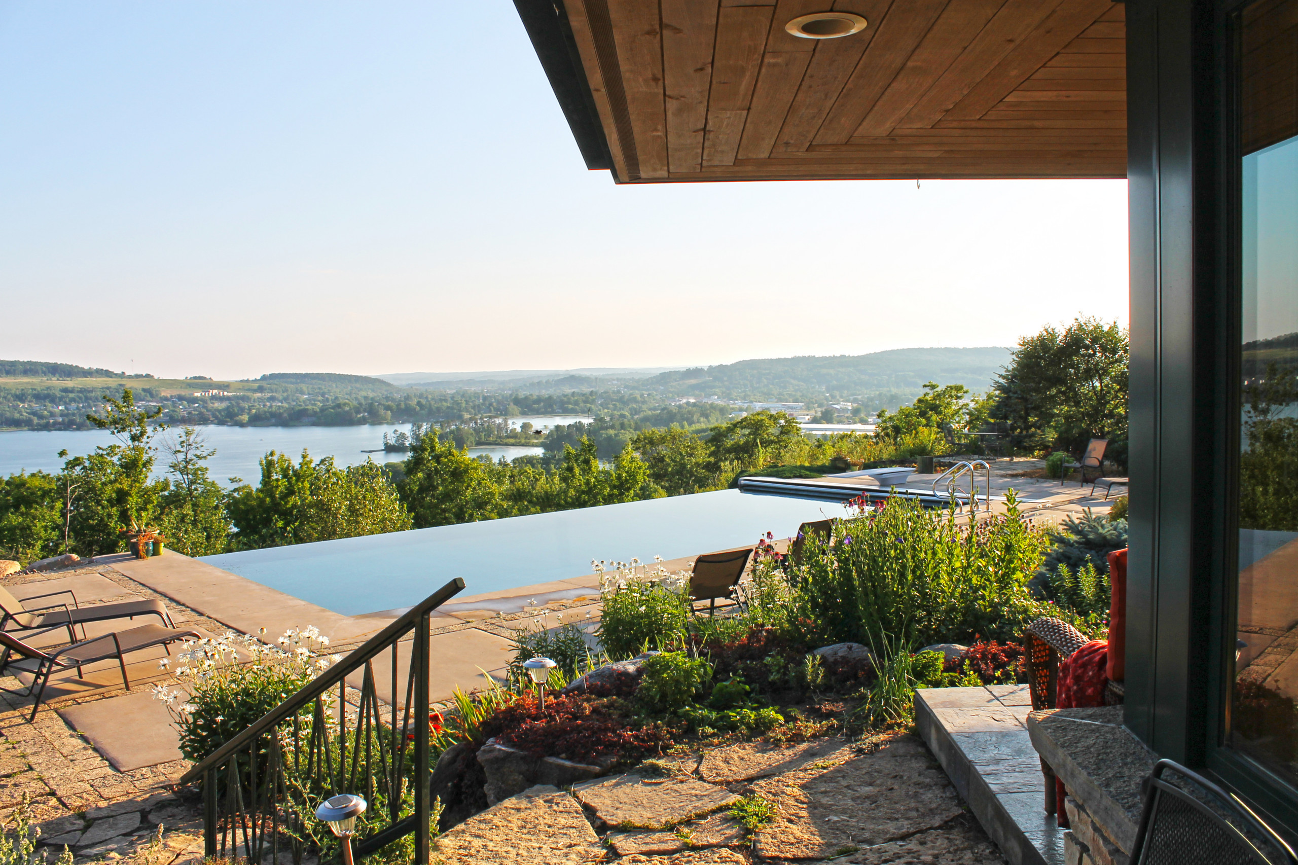 Iron Mountain Hillside Residence