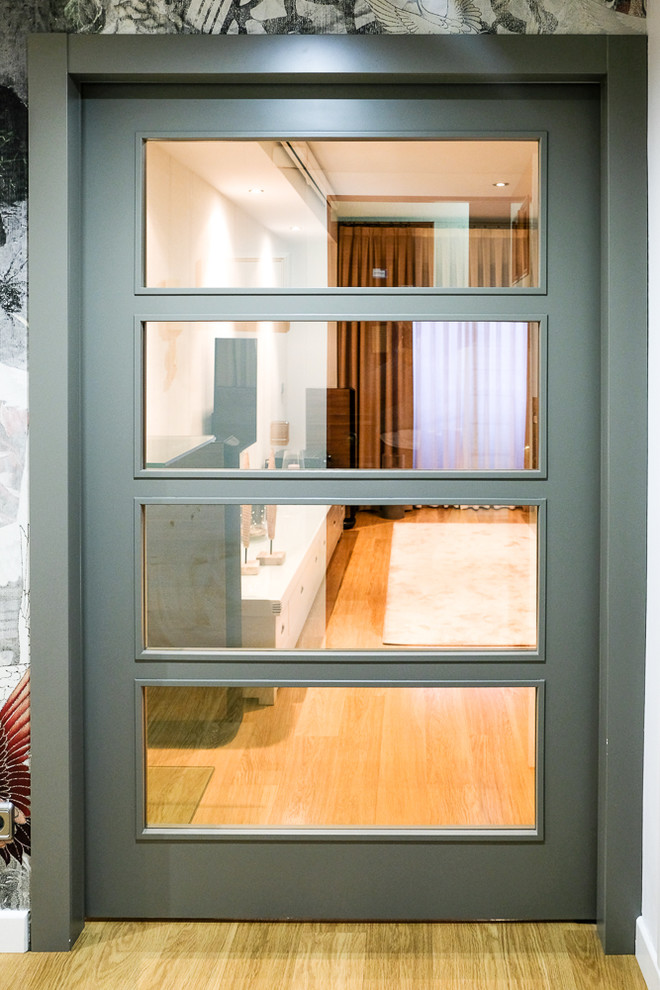Hall?[Imagen de hall With suelo de madera clara and suelo beige ]:[Imagen de halls With suelo de madera clara and suelo beige ]