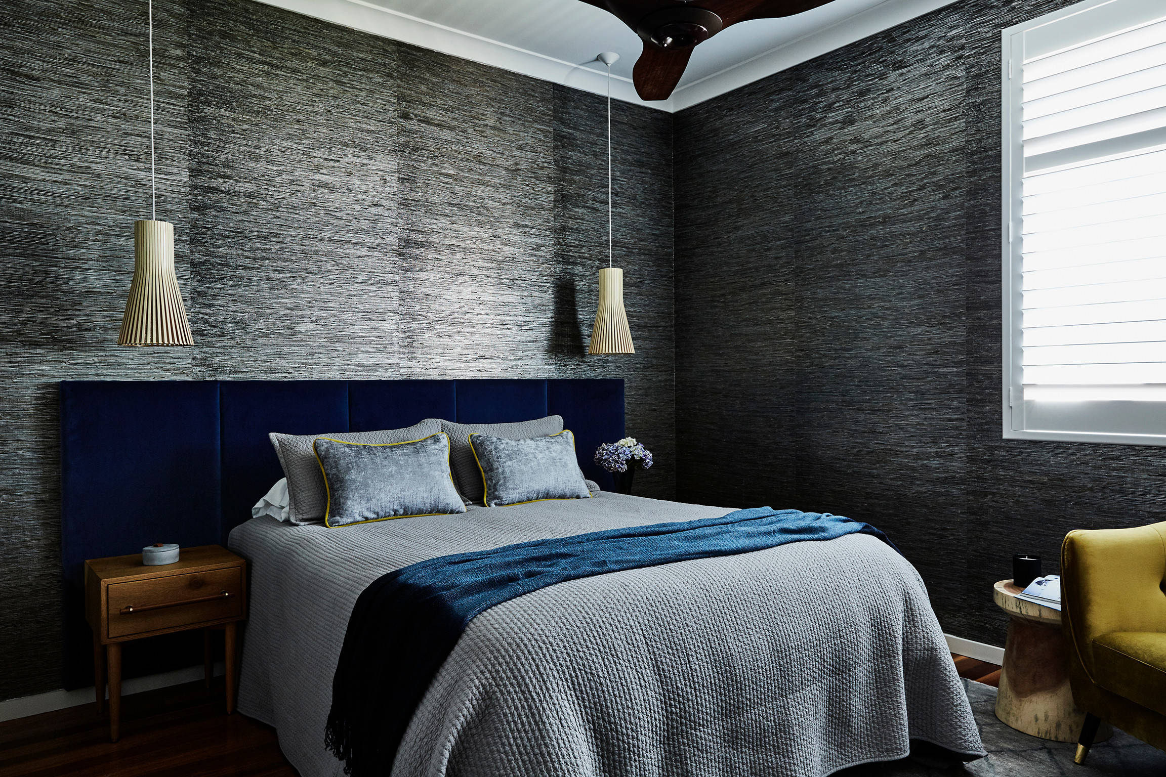Sultry Bedroom Ideas Create A Modern, Sexy & Moody Black Bedroom