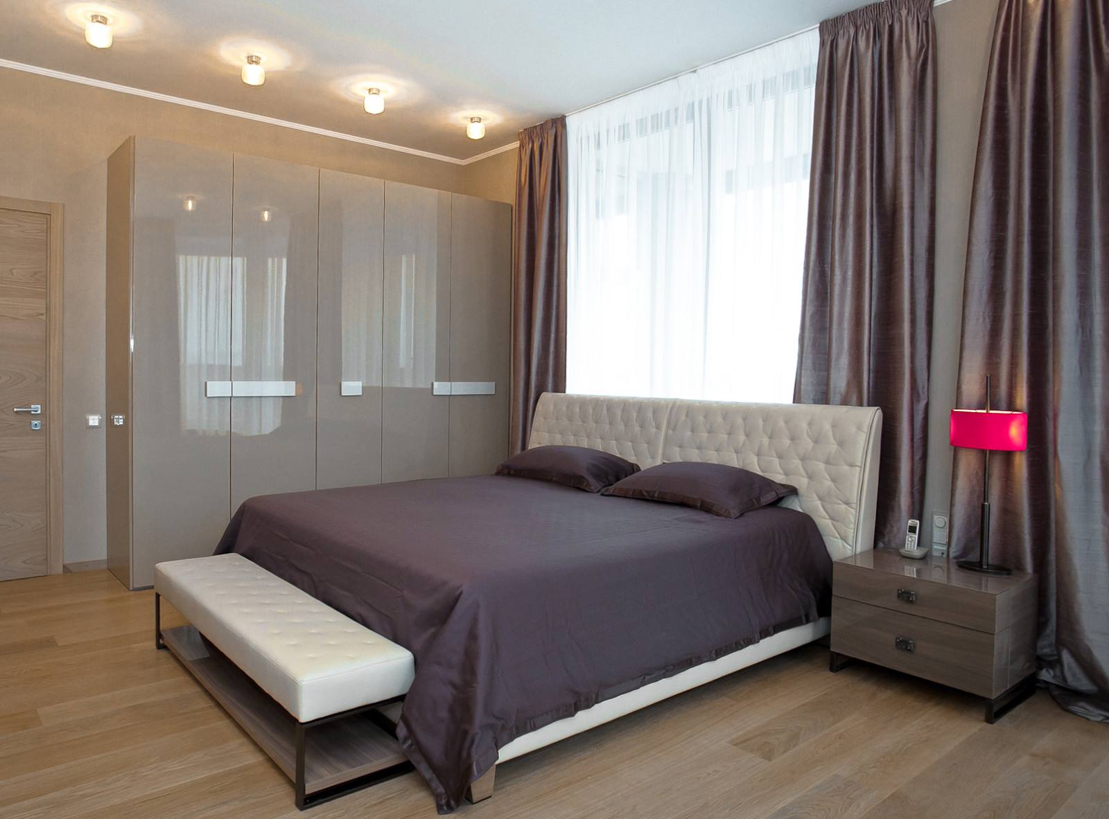 Минимализм в теплый тонах. Квартира. ЖК "Residence" . Санкт-Петербург