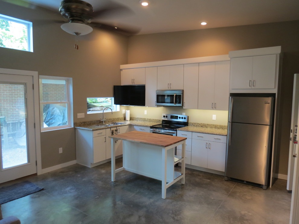Modern Mother-in-law suite addition - Modern - Kitchen - Raleigh - by ...