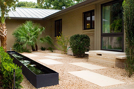 Contemporary Courtyard