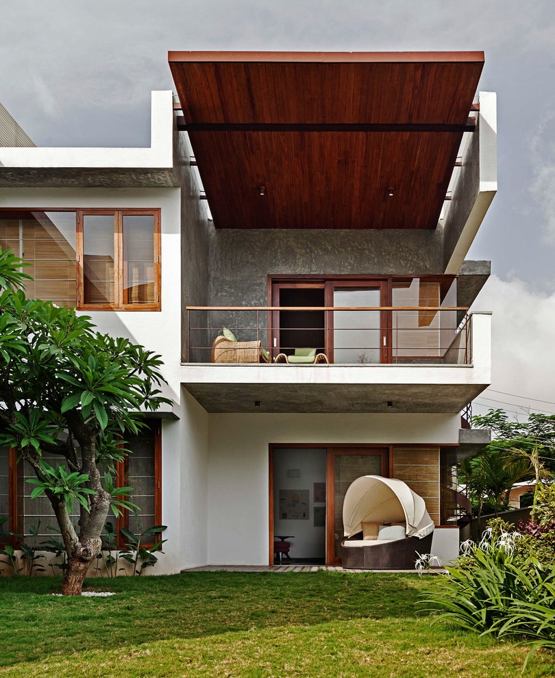 Inspiration for a contemporary exterior in Bengaluru.