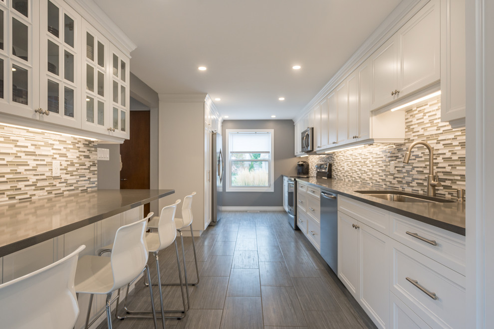 Inspiration for a transitional kitchen remodel in Toronto