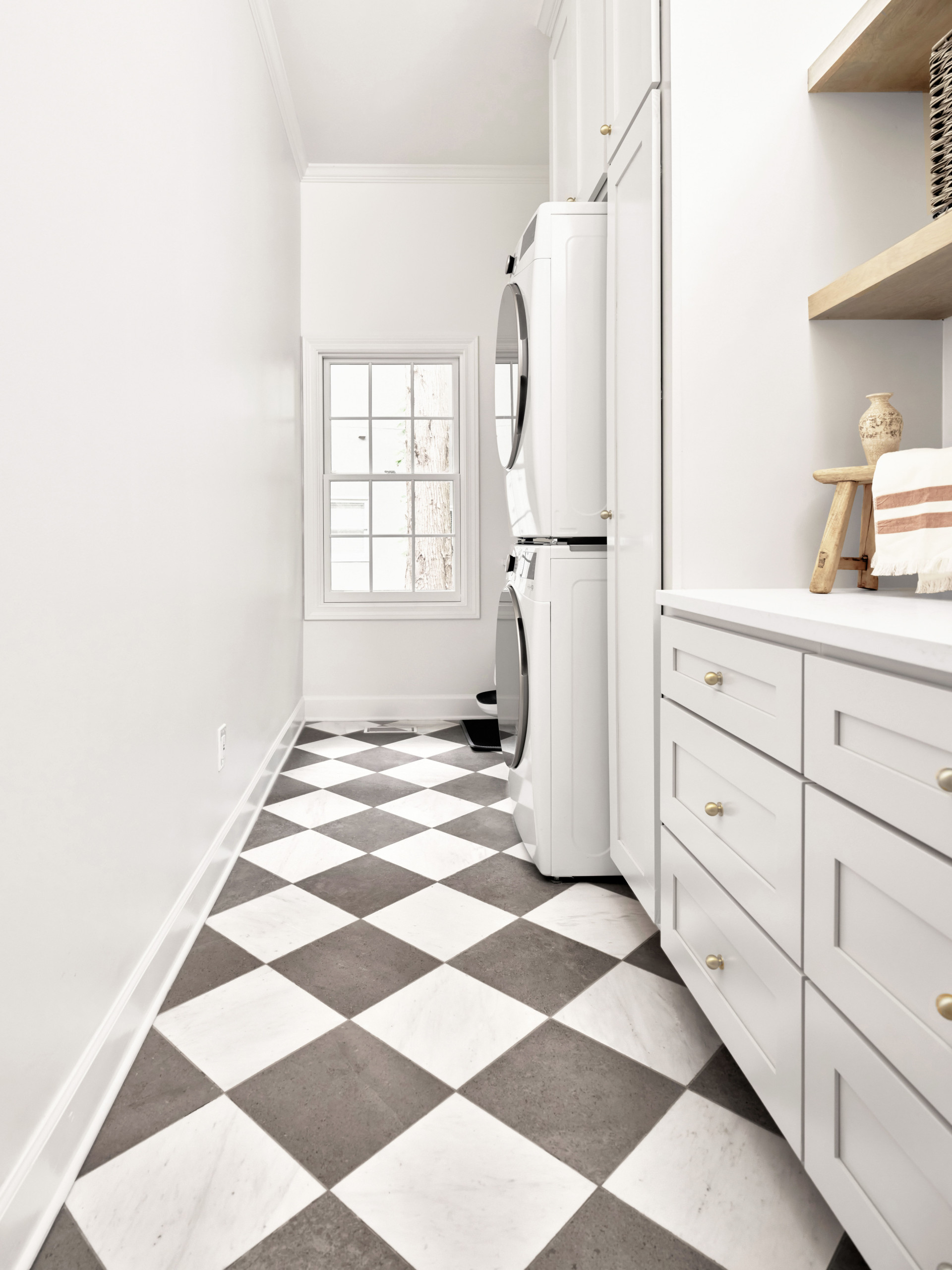 Kitchen and Foyer Update