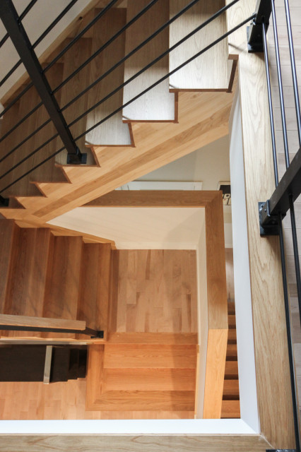 Project #71 | Modern Hickory Staircase with Horizontal Balustrade minimalistisch-treppen