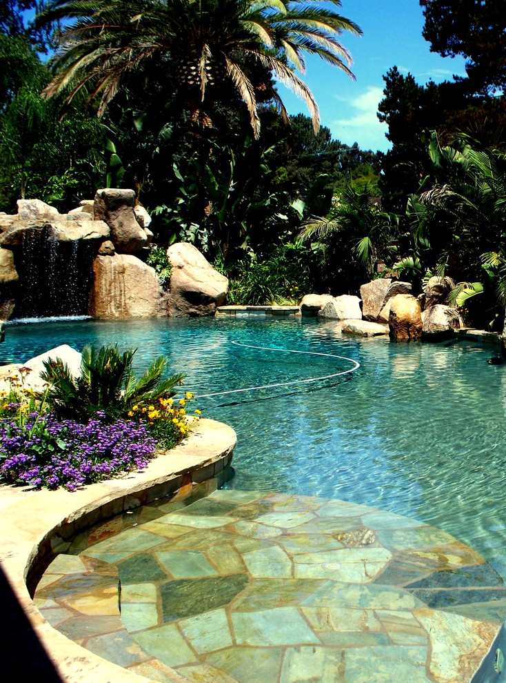 Inspiration for a contemporary pool in San Diego.