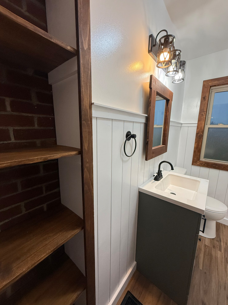 Farmhouse Bathroom