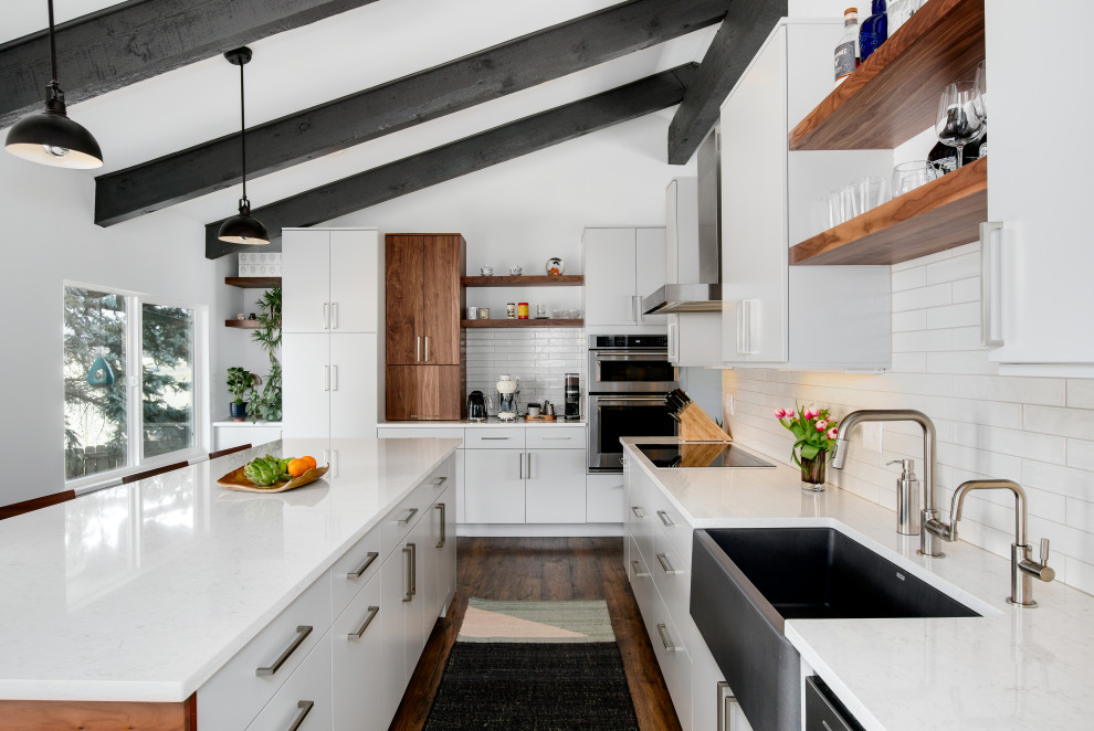 Kitchen - 1950s kitchen idea in Denver