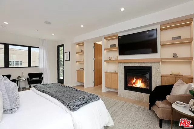 Mar Vista new construction