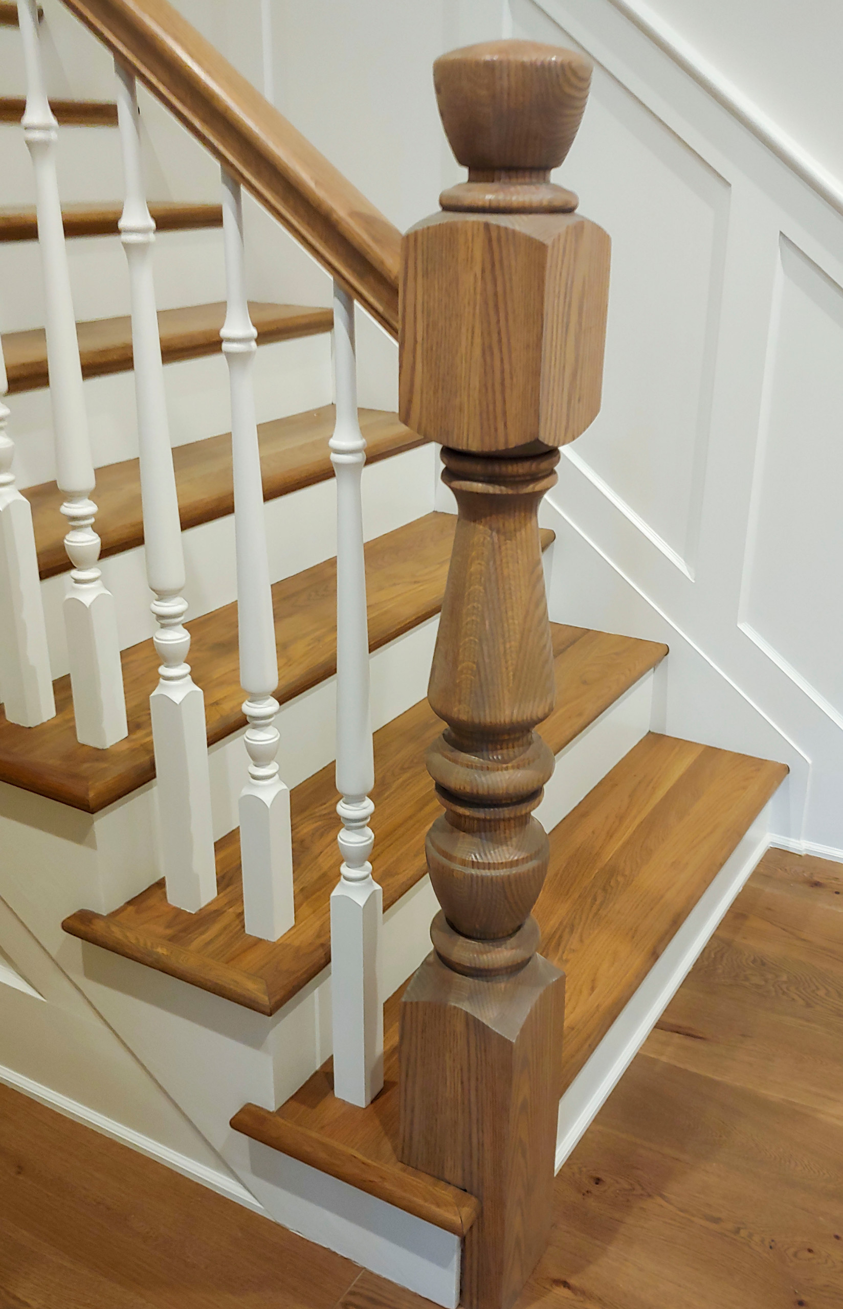 103_Classic Staircase with Stunning Handcrafted Oak Railing System, Aldie VA 201