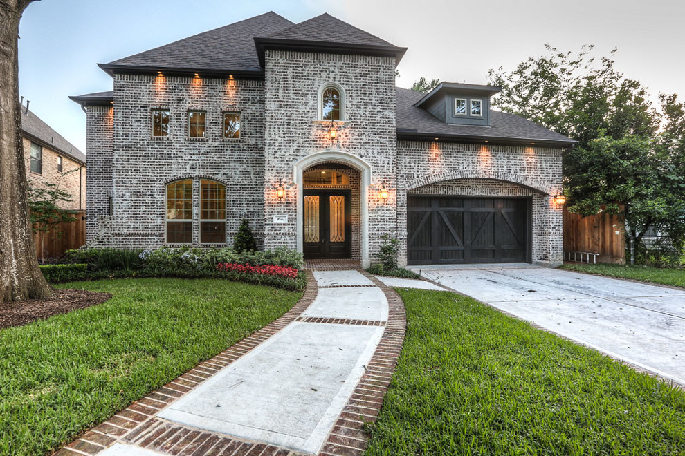 Transitional exterior home photo in Houston