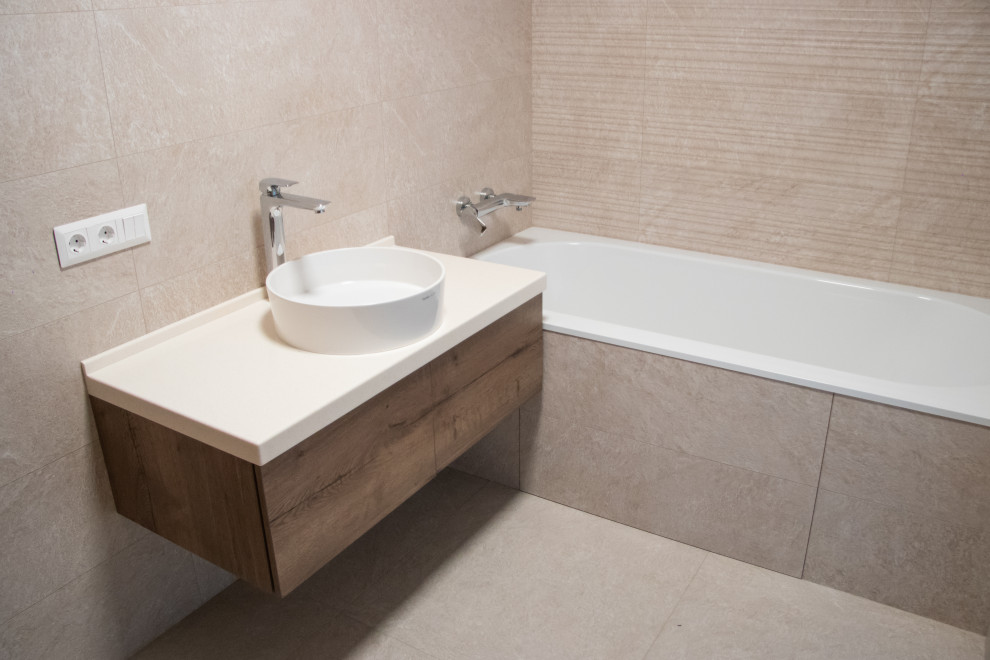 Встроенный шкаф в ванну. Тумба под раковину